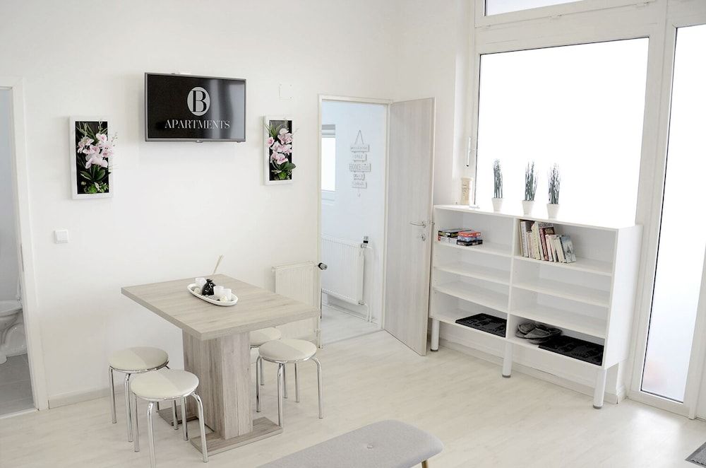 undefined B Apartment 5