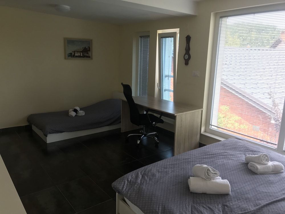 undefined Green Fortuna Suites 8