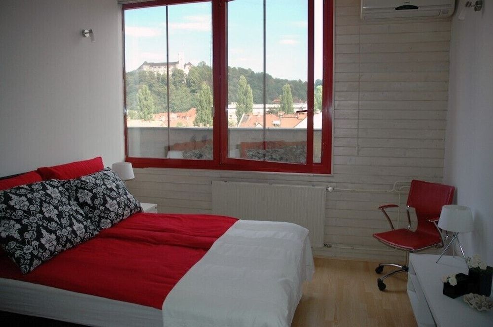 AI Apartments Comfort Studio (Castle view) 10