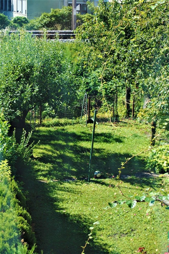 Rose Valley Ljubljana Comfort Apartment, 2 Twin Beds, Garden View 5
