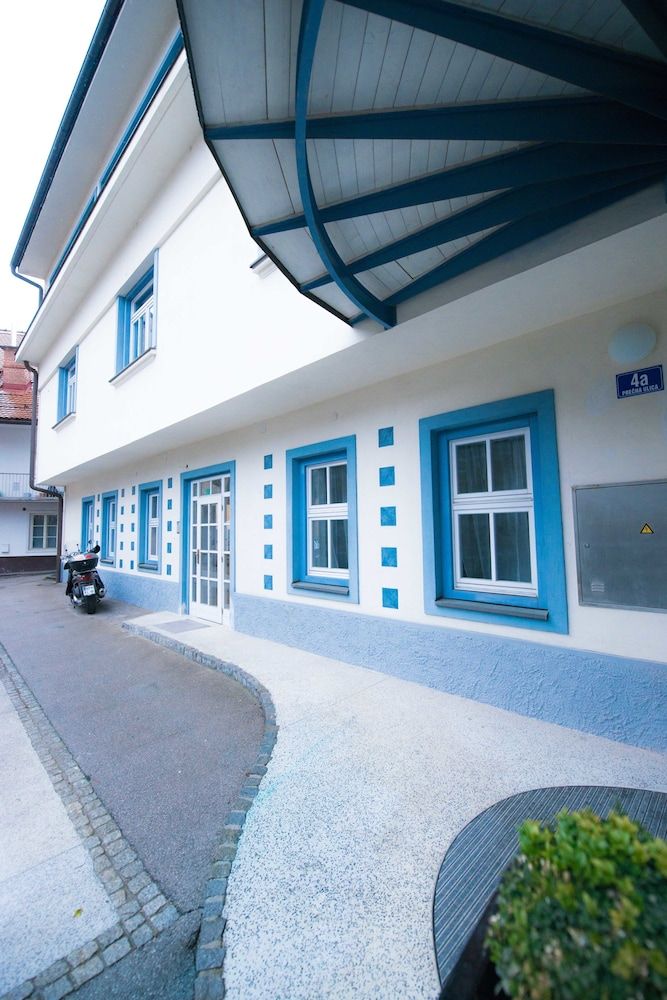 undefined Apartment City with Parking 2