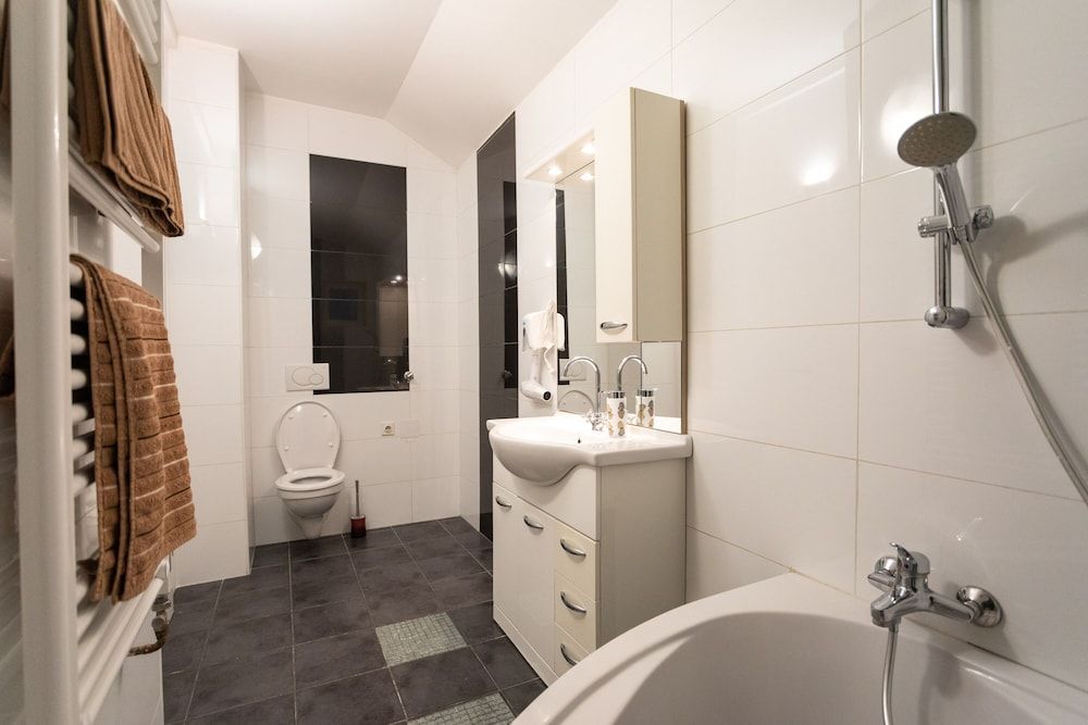 Rubina Rooms Economy Room 6