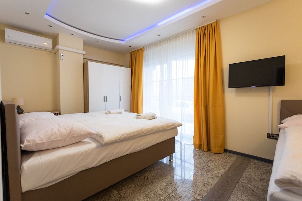 undefined Rubina Rooms 5