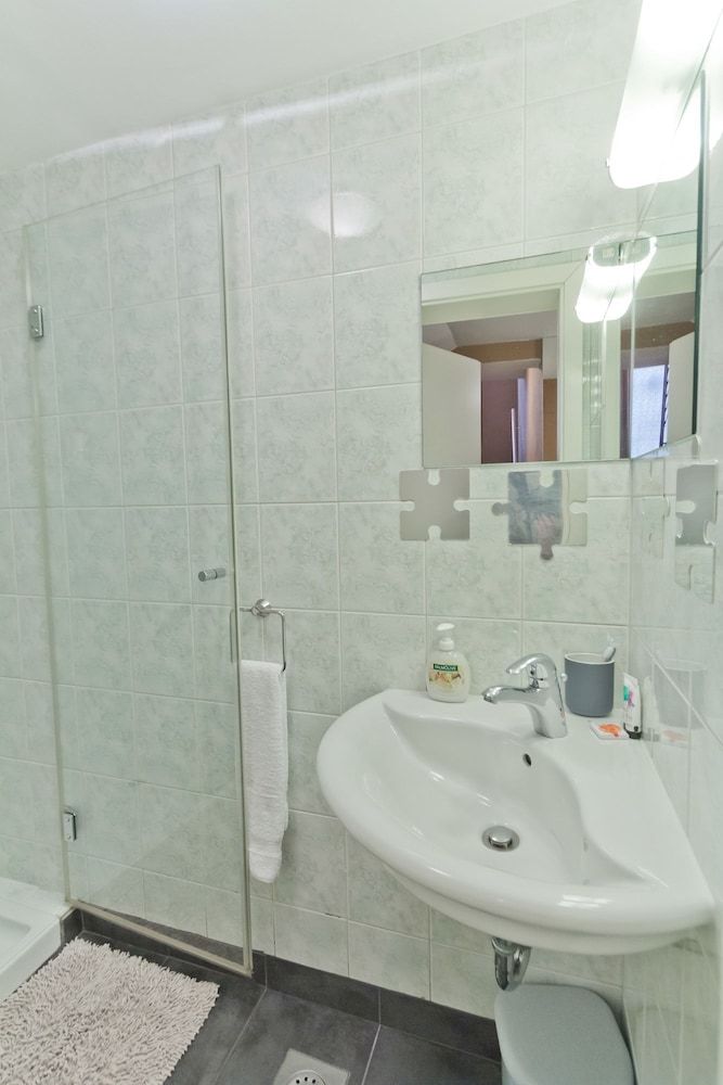 City Centre Apartments Deluxe Apartment (Split Level) 10