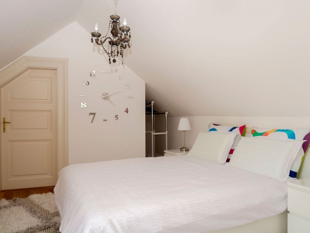 undefined VIP Apartment 5