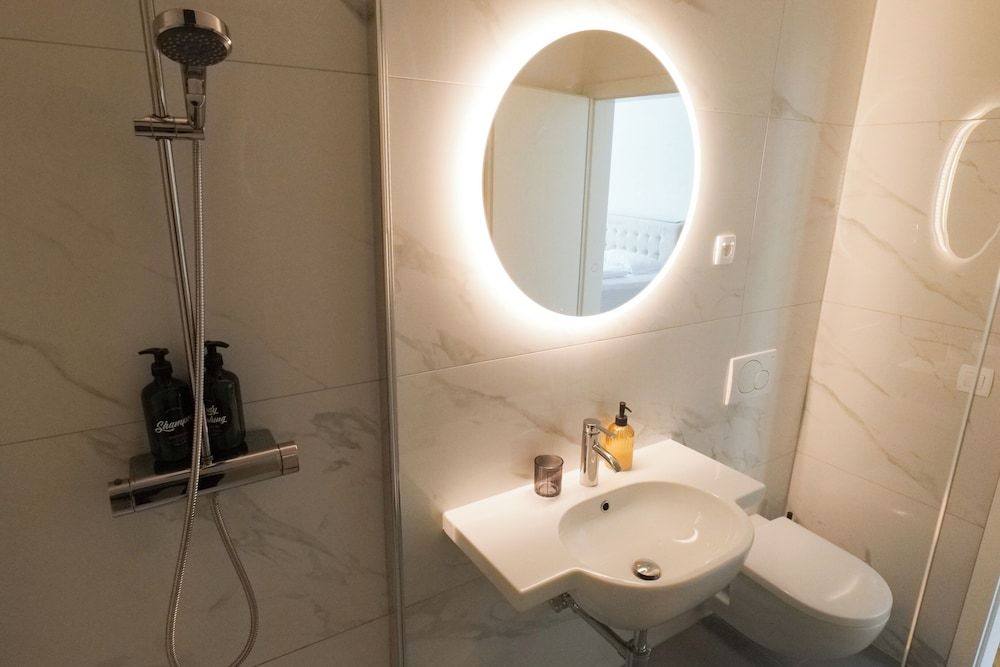 Central Riverside Apartments Meščanka Standard Studio, River View (Alma) 6