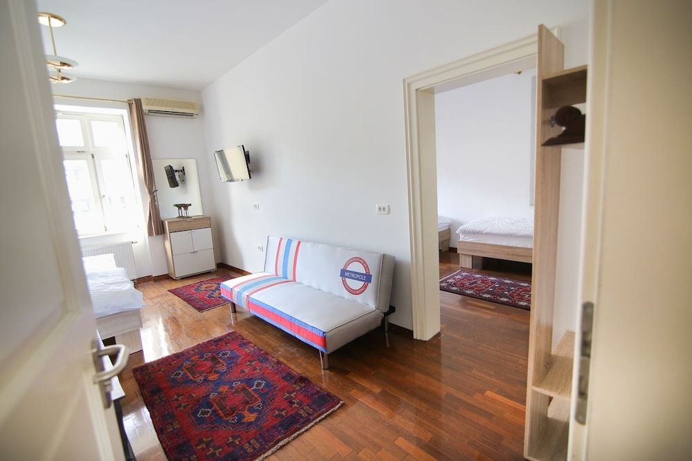 undefined Hotel Vila Katrca