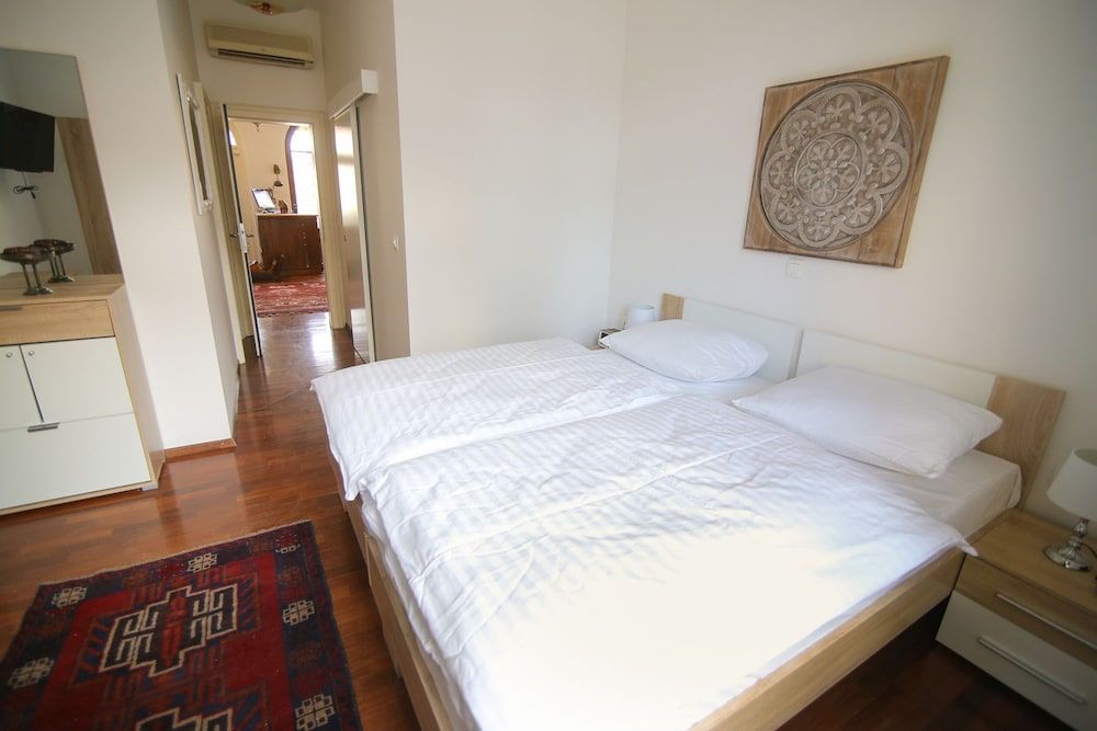 Hotel Vila Katrca Double or Twin Room, Non Smoking 3