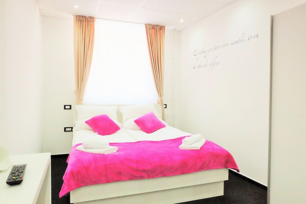 undefined Artorius Luwiana Suites 7