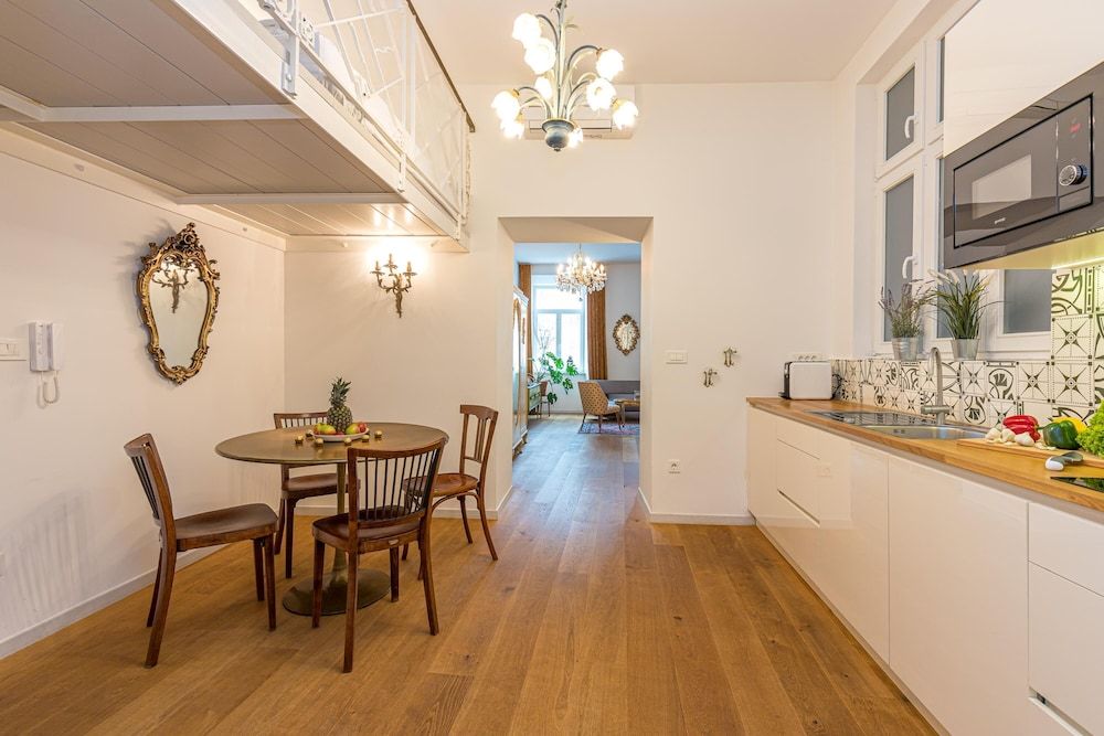 undefined Tromostovje II In Heart Of Ljubljana 7