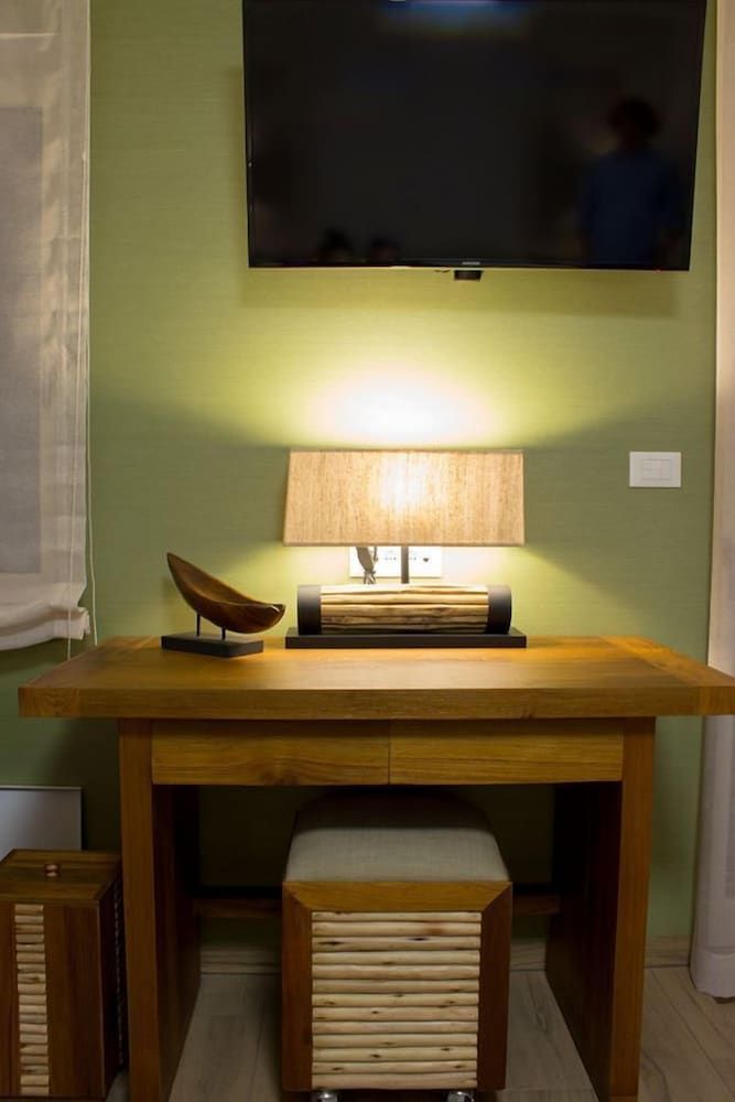 undefined Shangri La Rooms - Adults Only 10