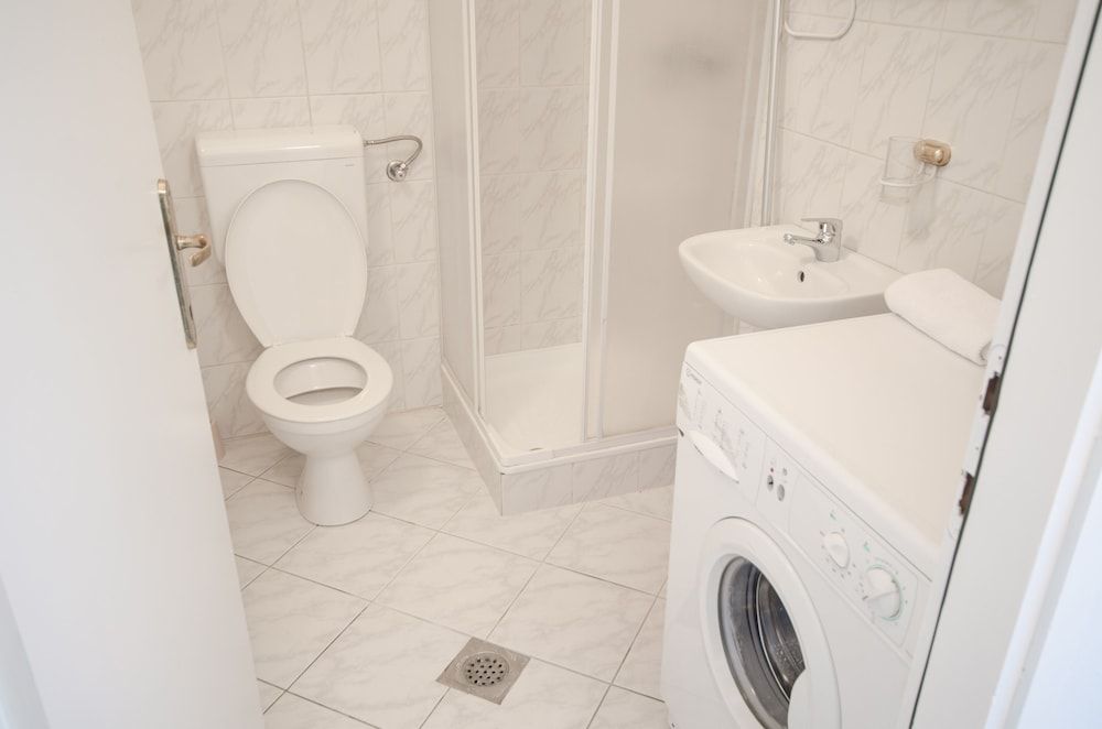 undefined Apartment Trzaska 6