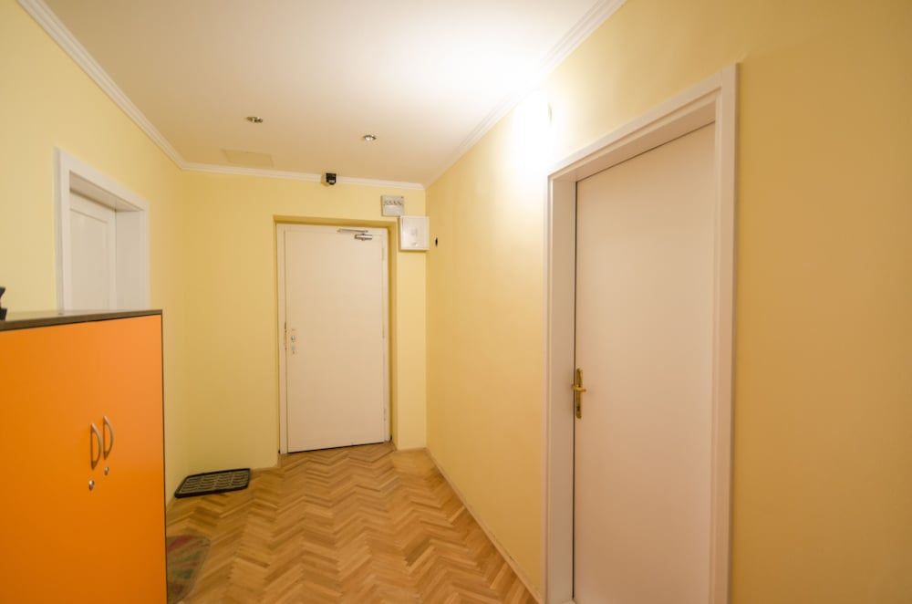 undefined Apartment Trzaska 8