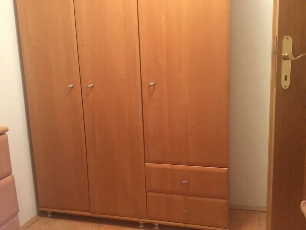 undefined Room With Shared Bathroom 3