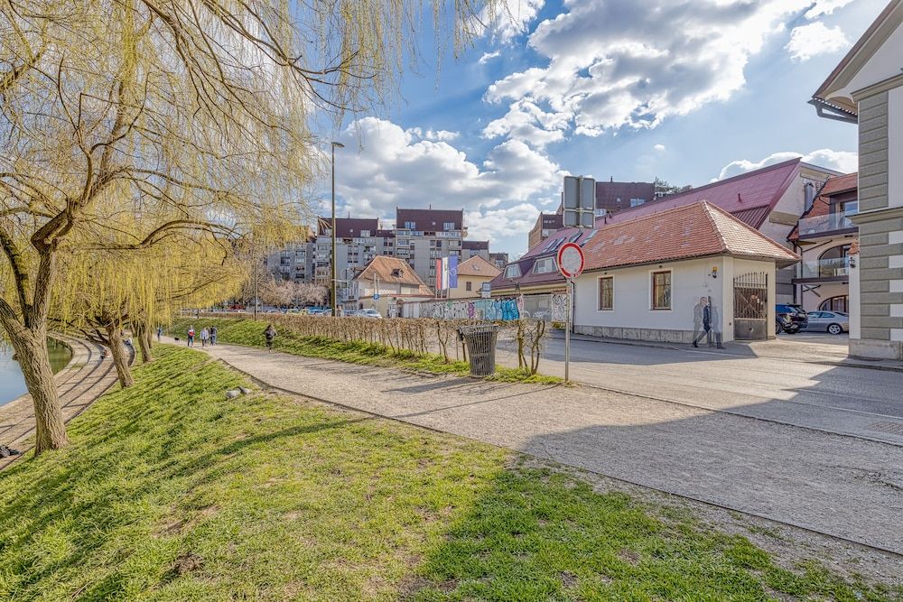 undefined City Apartment Flow Ljubljana 6