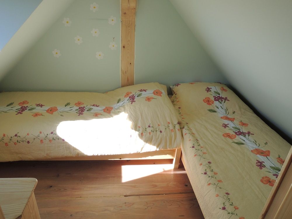 House, 2 Bedrooms