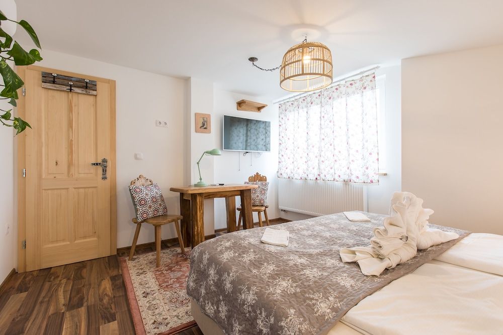 Central Bled House Double Room 8