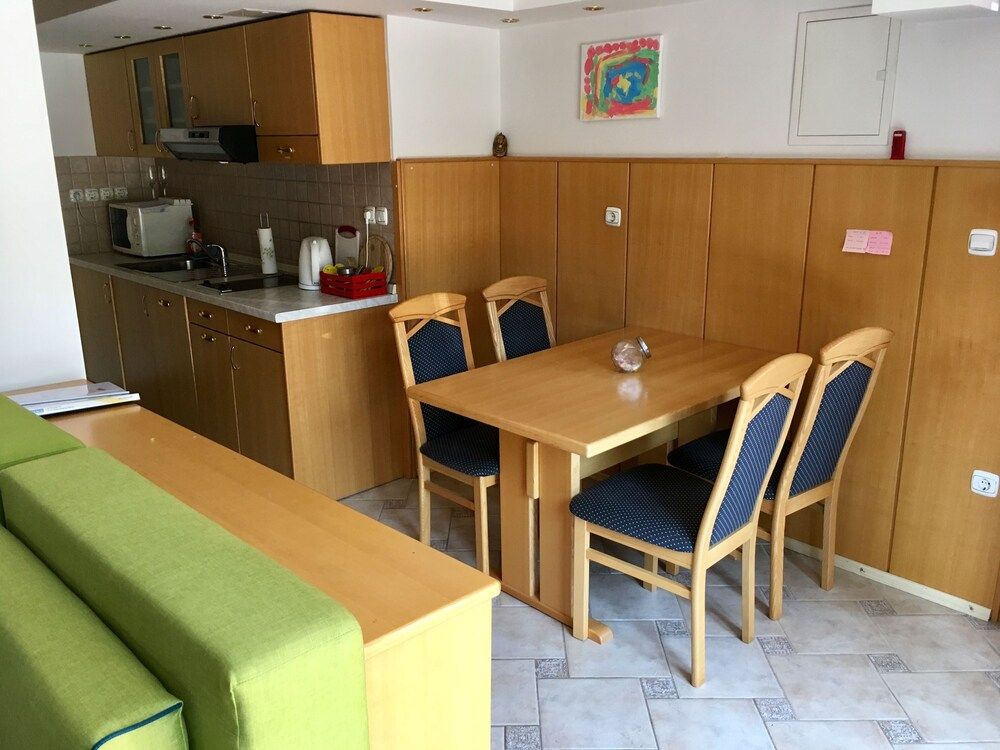 J-Max apartments and glamping houses Apartment 5