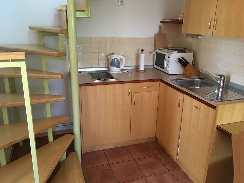 J-Max apartments and glamping houses Family Apartment 8