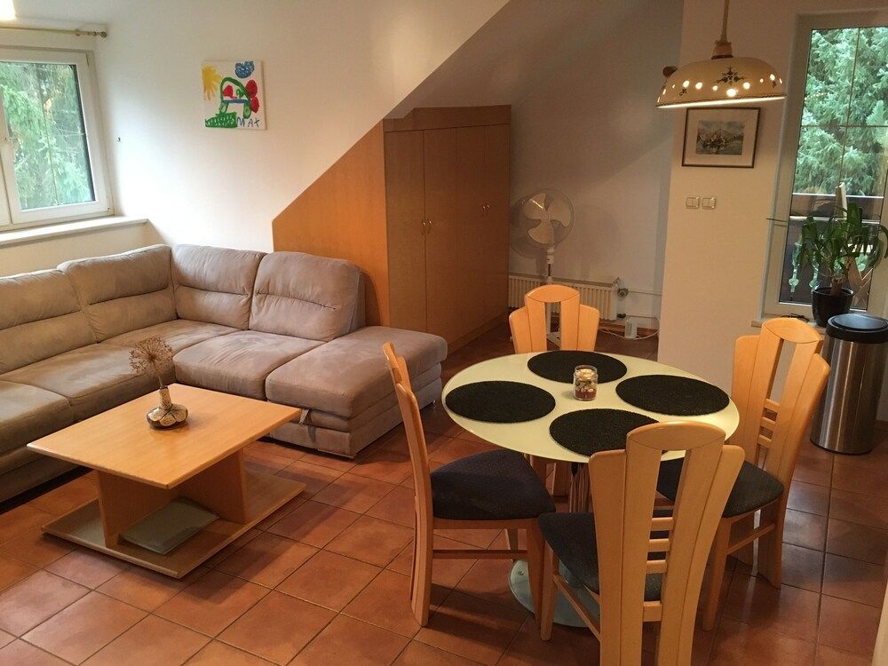 undefined J-Max apartments and glamping houses 4