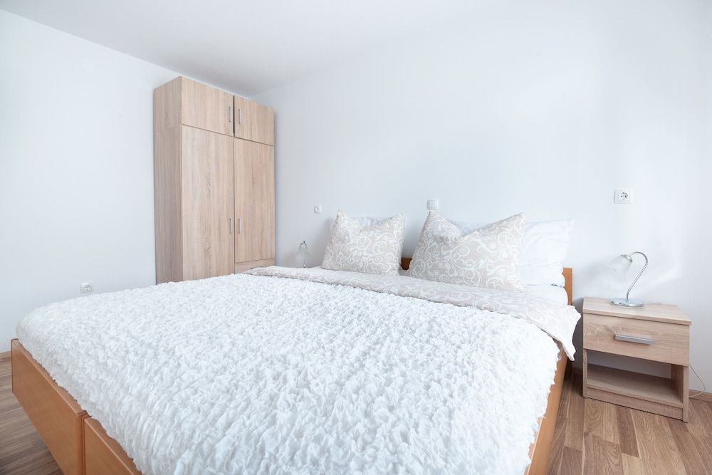 Apartments Svetina Apartment, 2 Bedrooms 4