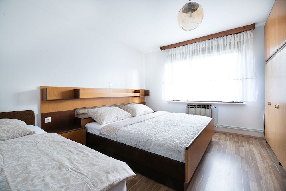 Apartments Svetina Apartment, 2 Bedrooms 2