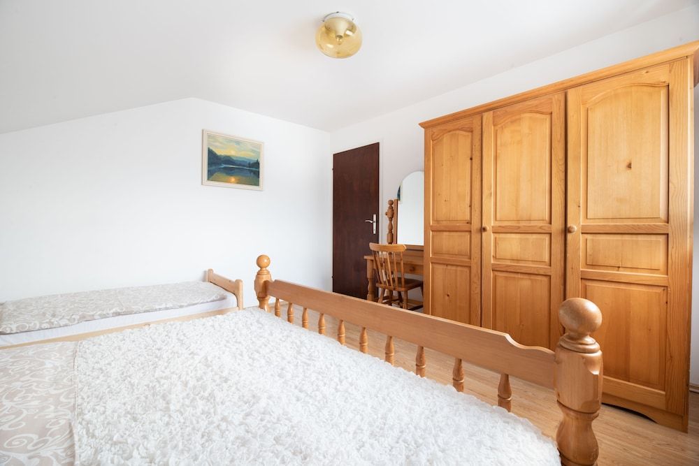 Apartments Svetina Apartment, 2 Bedrooms (6 Adults) 6