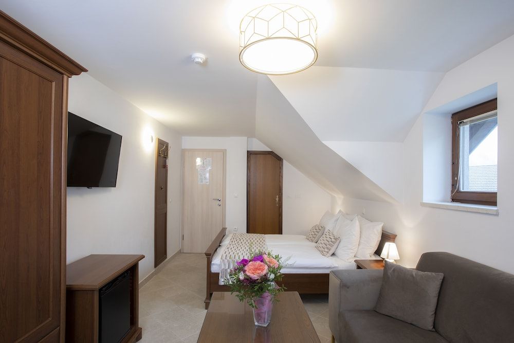 House Klasika Comfort Double Room 5