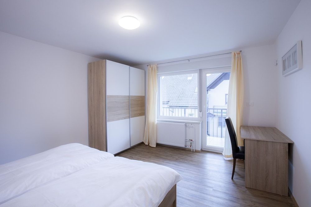 undefined Razingar Apartments 3