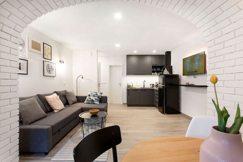 undefined Castle way Apartments Tamy 10