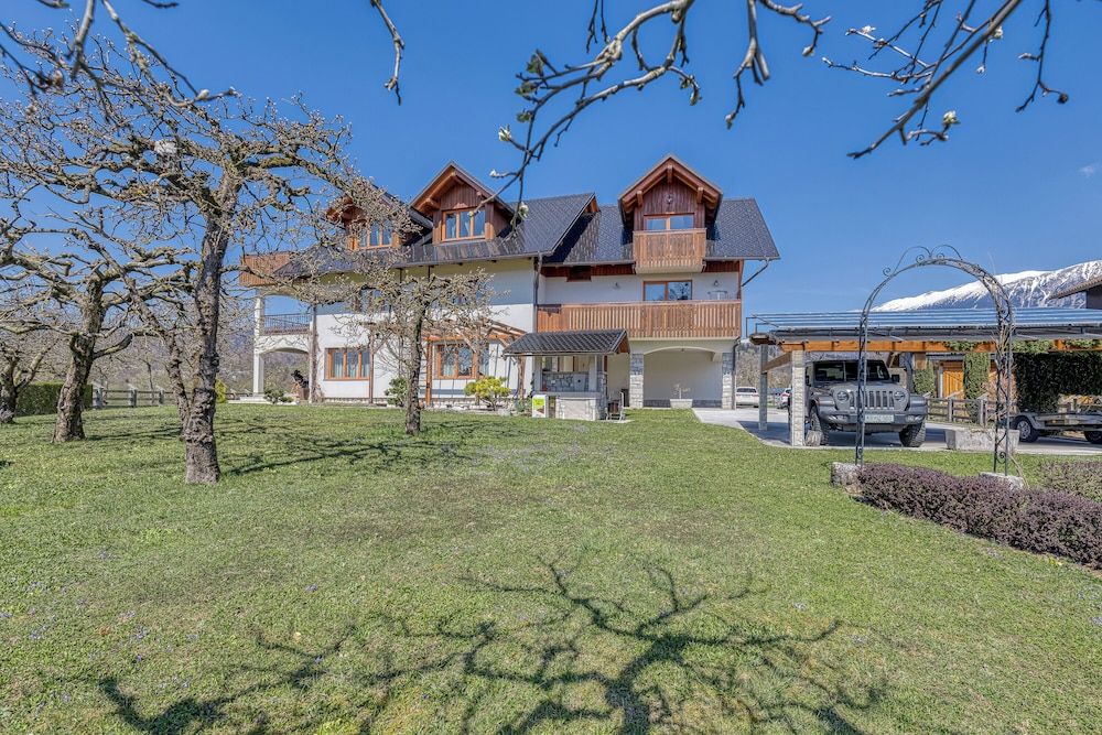 undefined Bled Lake Apartment Red Rose 9