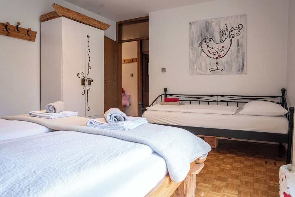 Apartment, 2 Bedrooms, Mountain View, Ground Floor