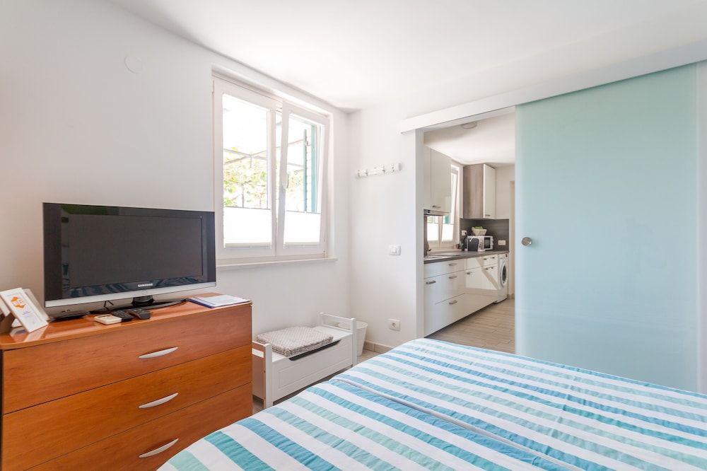 Apartment, Garden View