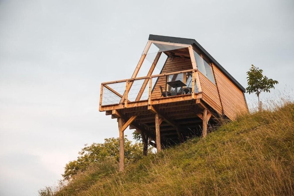 Nesting Resort posestvo SONČNI RAJ Comfort Cabin 2
