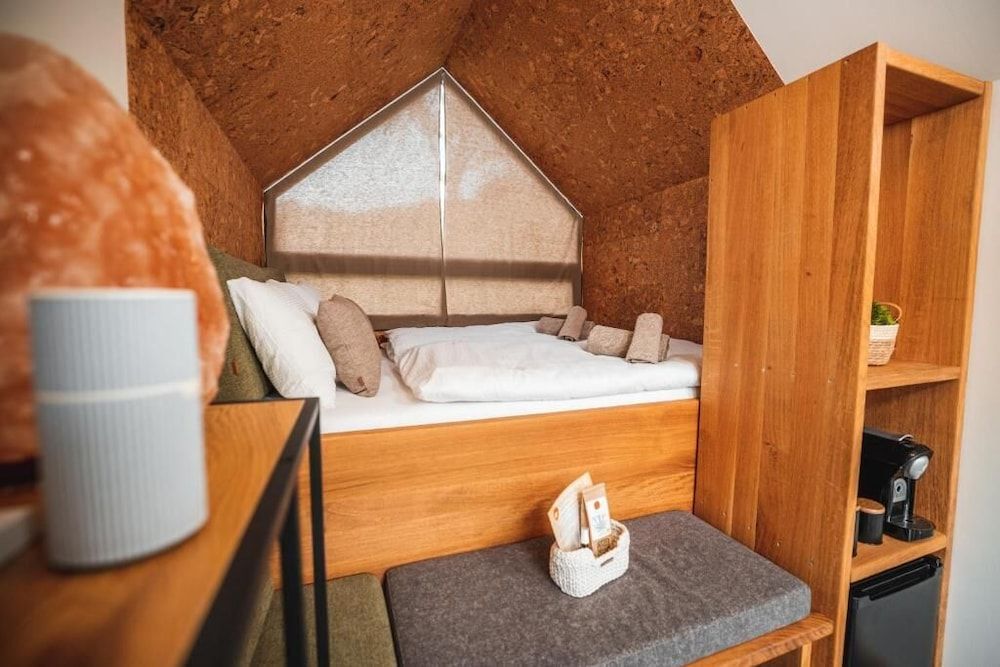Nesting Resort posestvo SONČNI RAJ Comfort Cabin 4