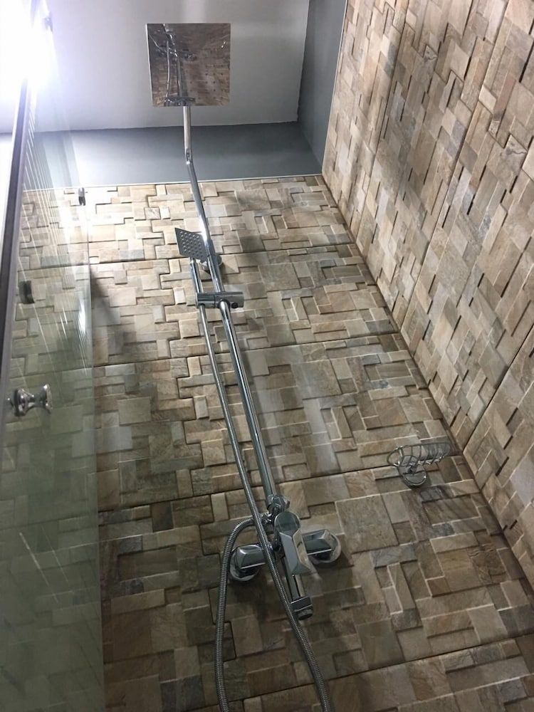 Island Vibes Suites Comfort Studio, 1 Bedroom (Room 2) 9