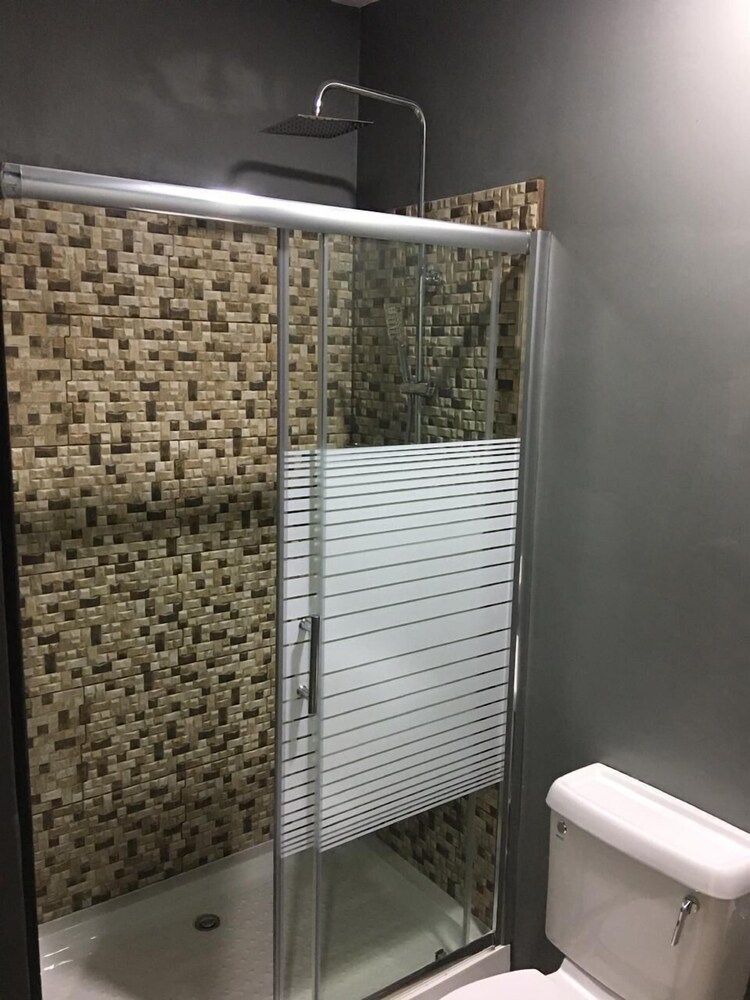 Island Vibes Suites Comfort Studio Suite, 2 Queen Beds (Room 3) 10