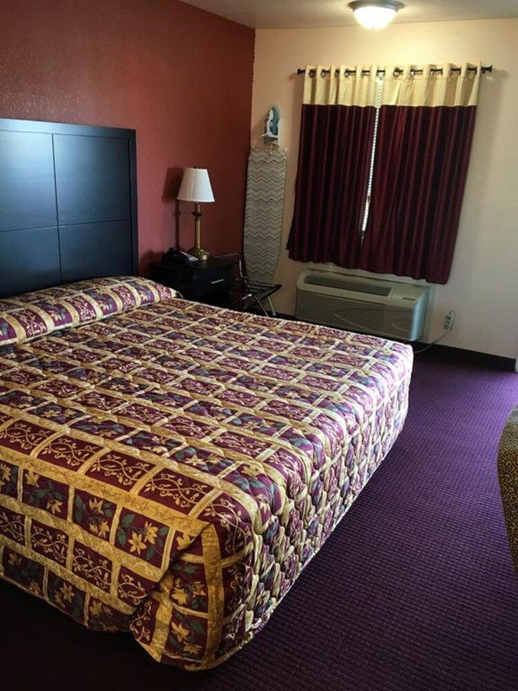 Ozark Springs Lodge Executive Double Room 4