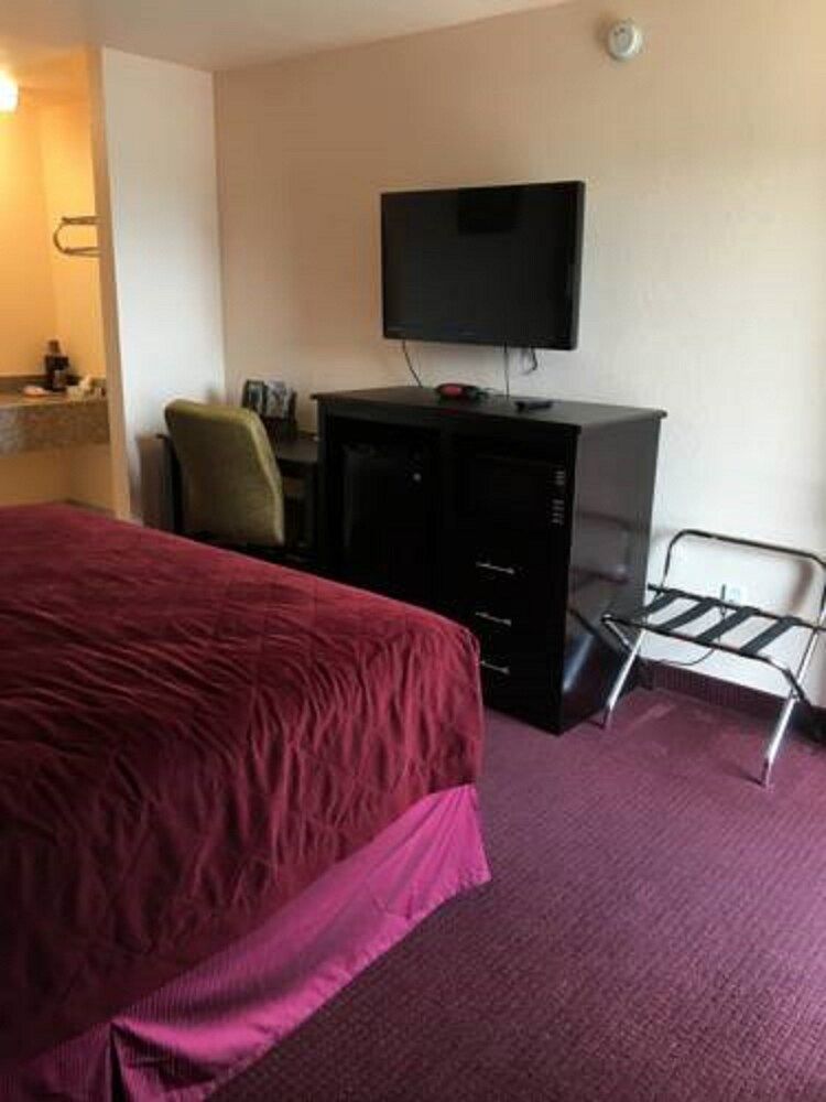 Ozark Springs Lodge Executive Double Room 2