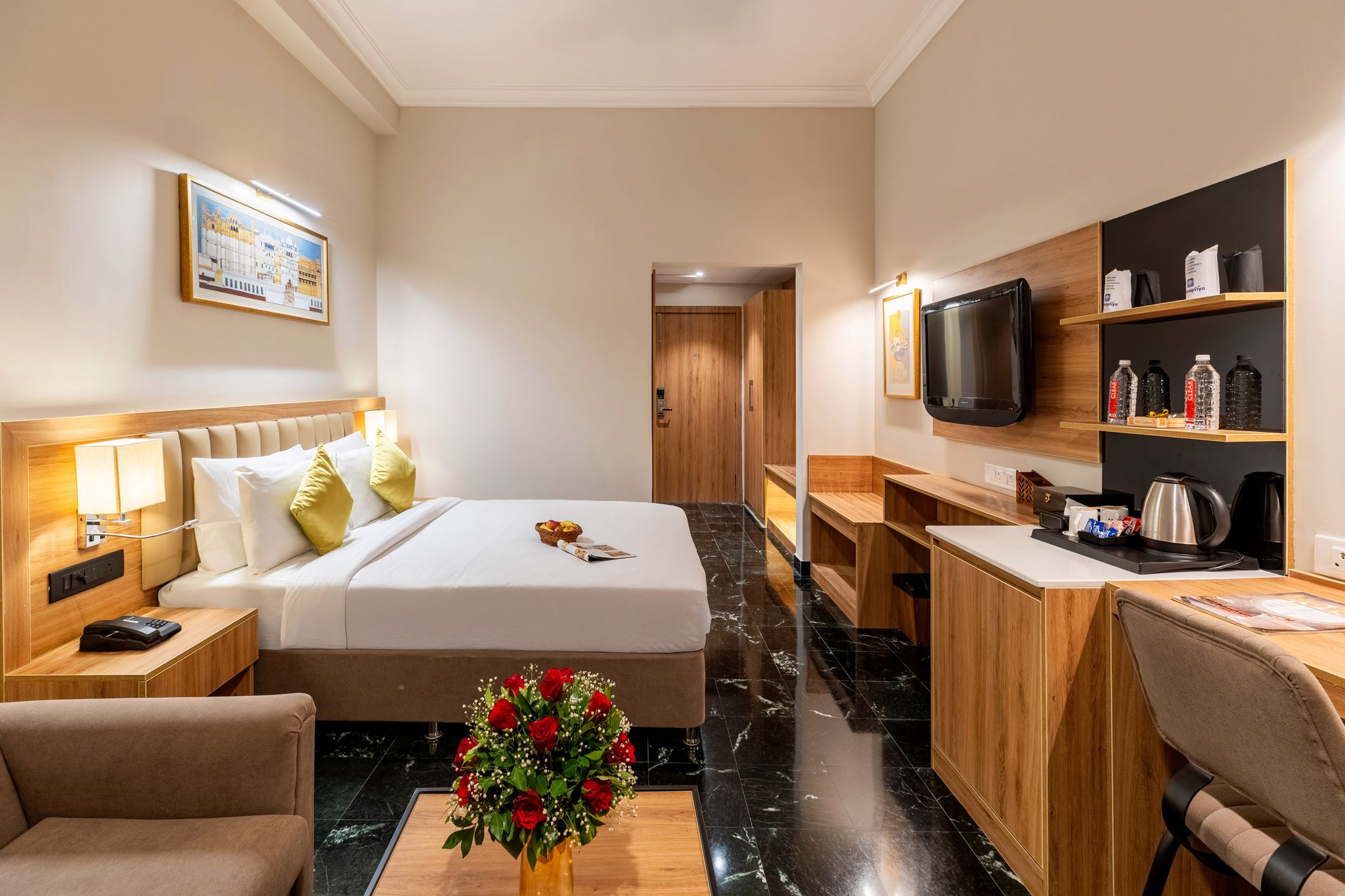 ECKO Premier Vibrant Classic Room