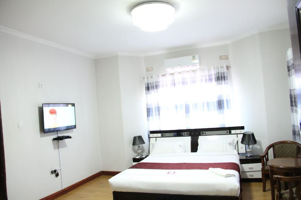 Twalumba Lodges Standard Double Room 6