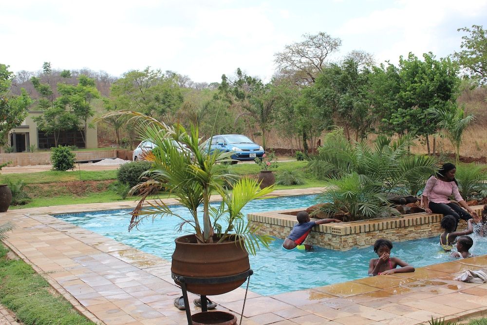 undefined Four Pillars Lodge Chilanga 8