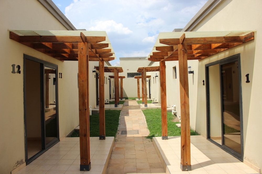 undefined Four Pillars Lodge Chilanga 5