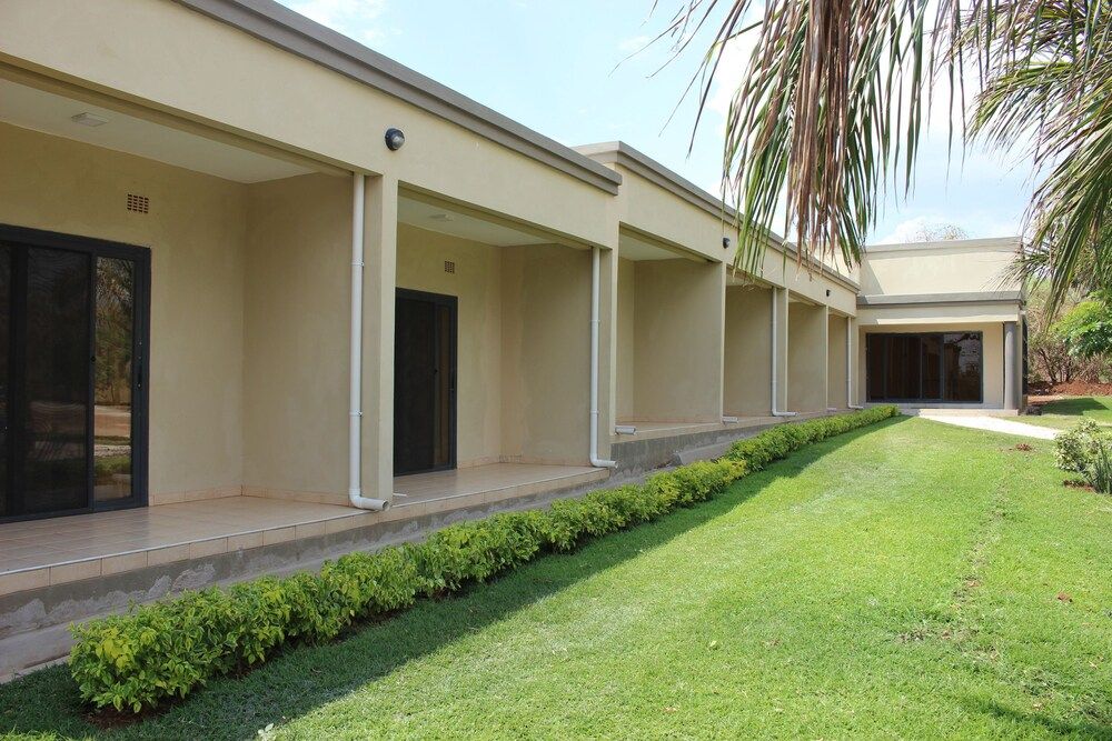 undefined Four Pillars Lodge Chilanga 6