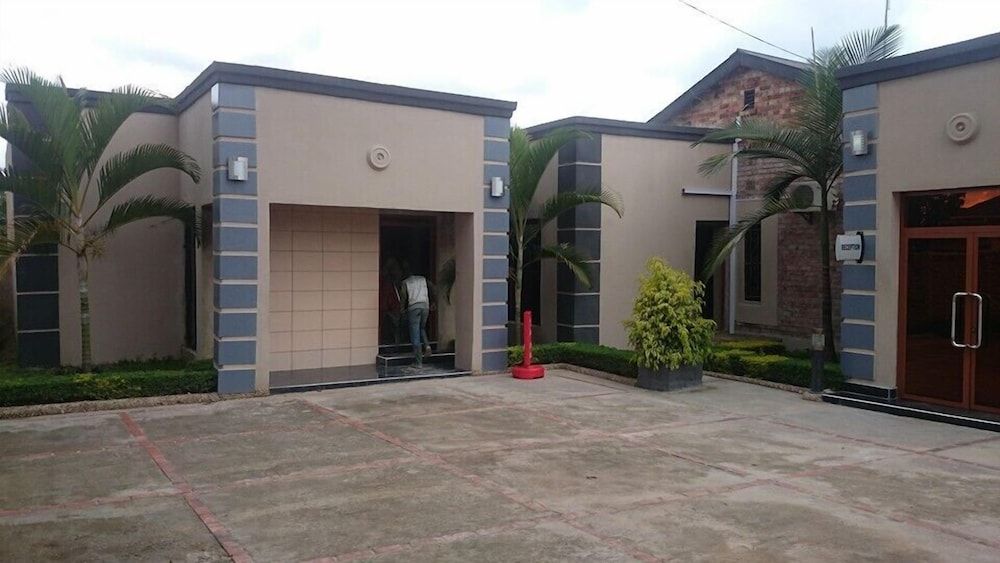 undefined Mercury Gardens Lodge at Muzala 2