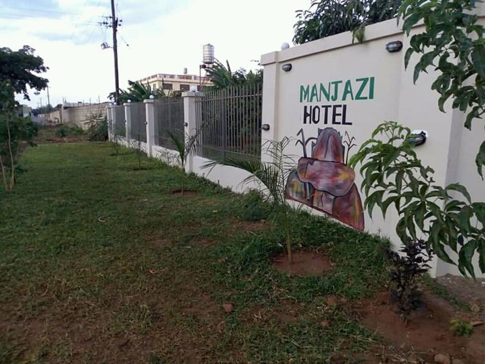 undefined Manjazi Hotels 4