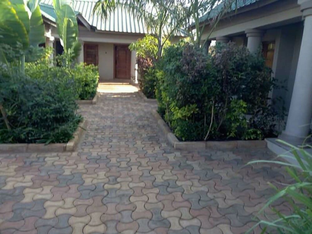 undefined Manjazi Hotels 5