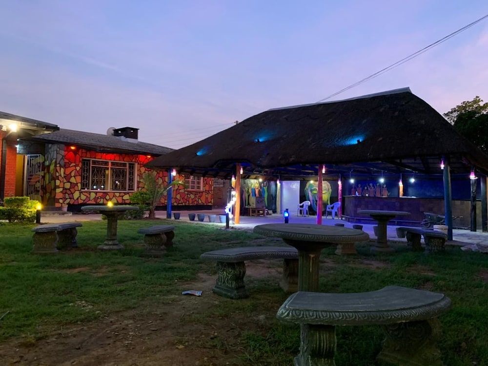 undefined Hooters Lodge 6