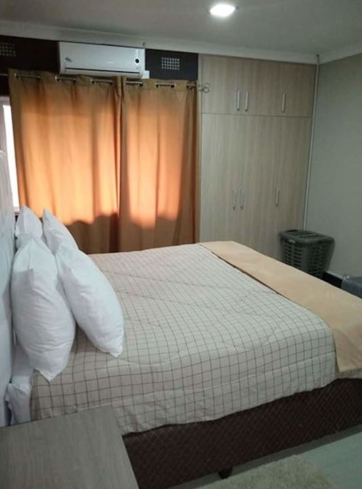 undefined Exclusive 4 Bedrooms in Handsworth Along Kamloops Close University of Zambia 6