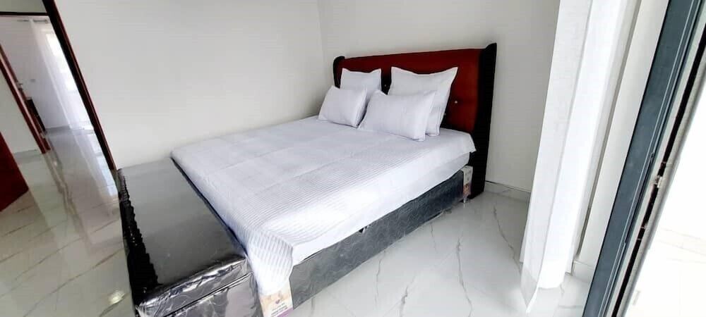 Chichi Luxurious-Zebra